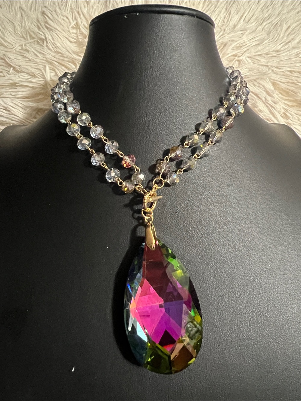 Crystal Teardrop Pendant Necklace - Multicolor & Gold